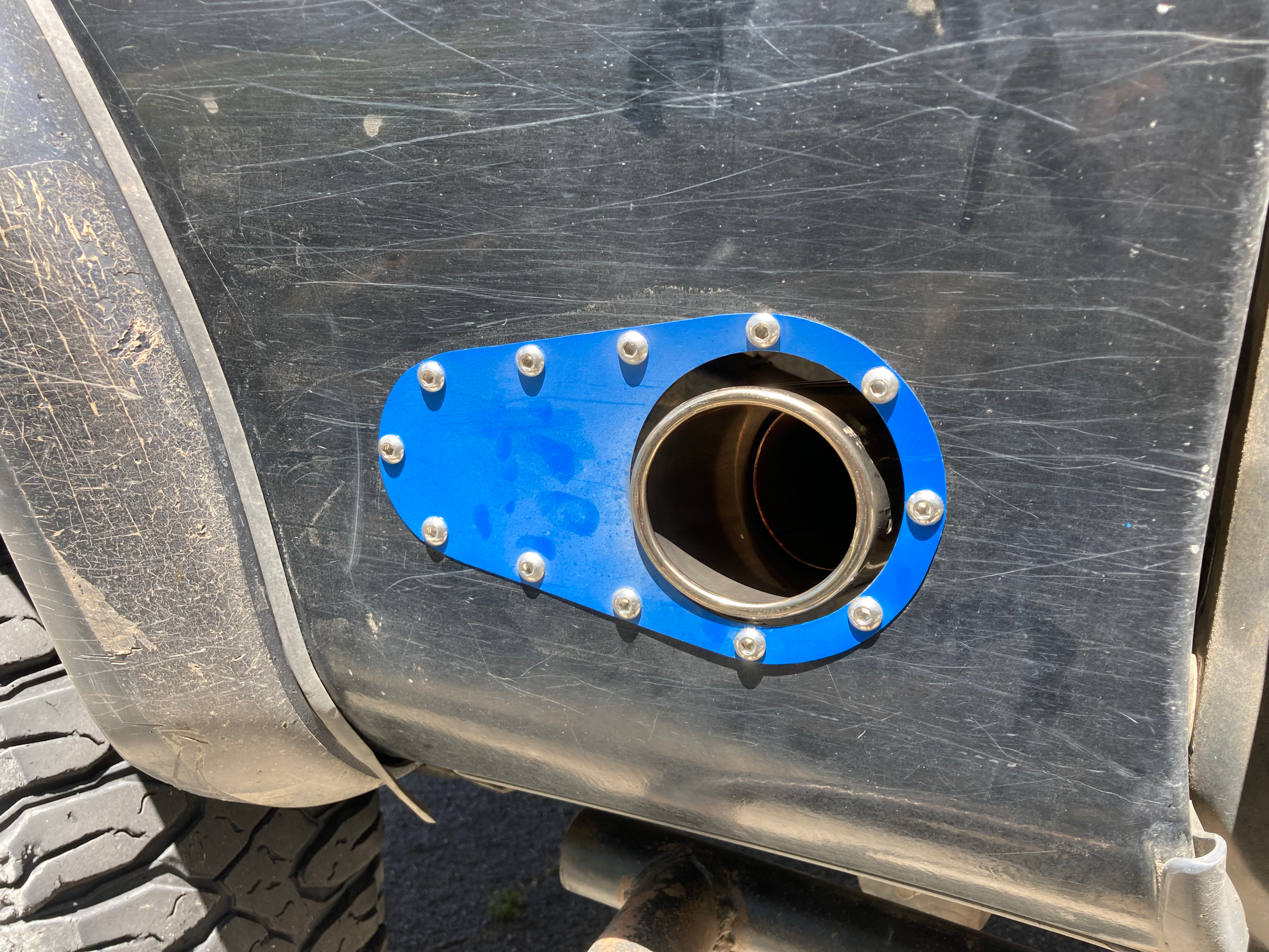 Single Side Exit Exhaust Bezel image 0