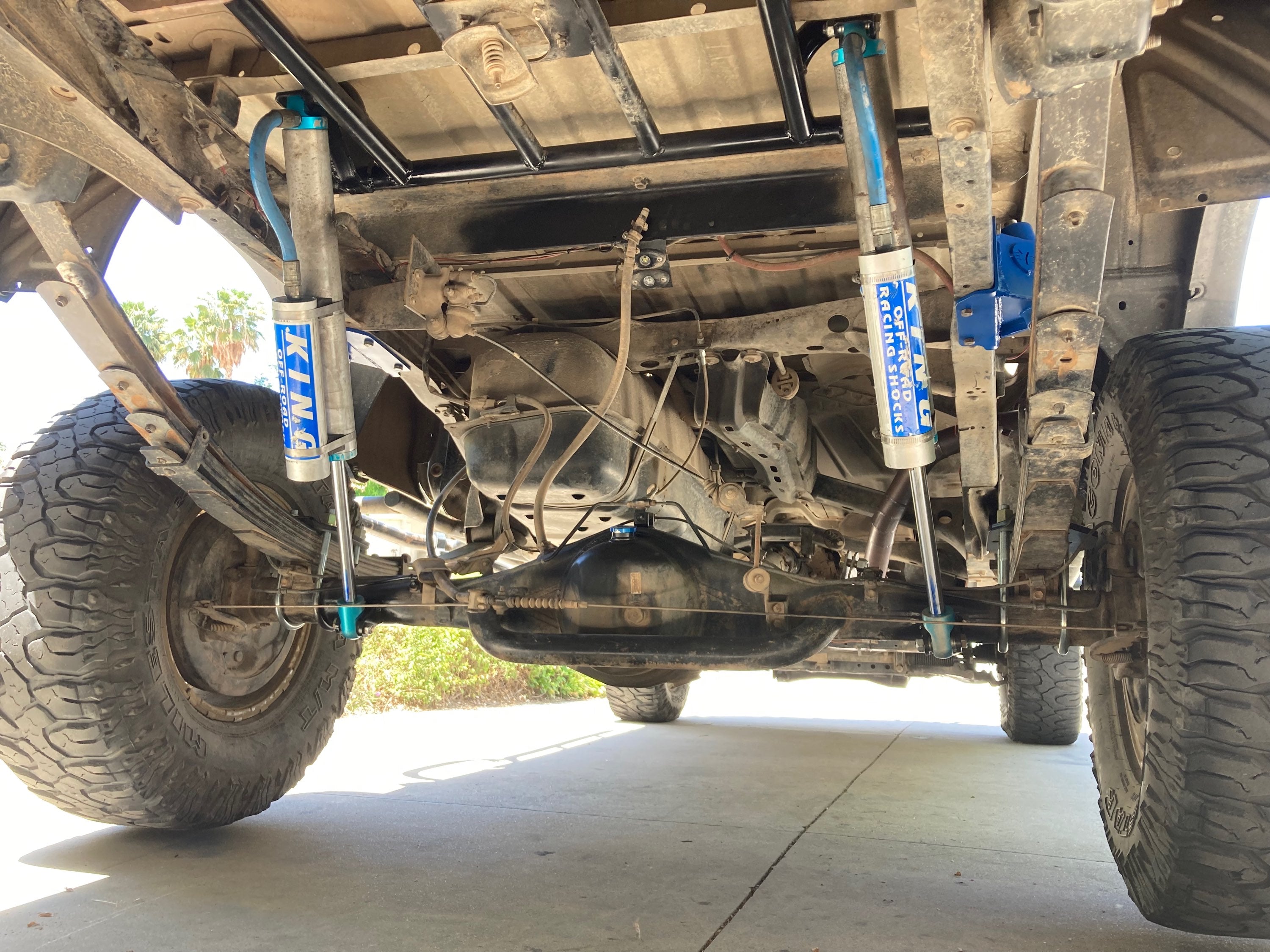 FGT High Clearance UTB Tire Carrier image 0