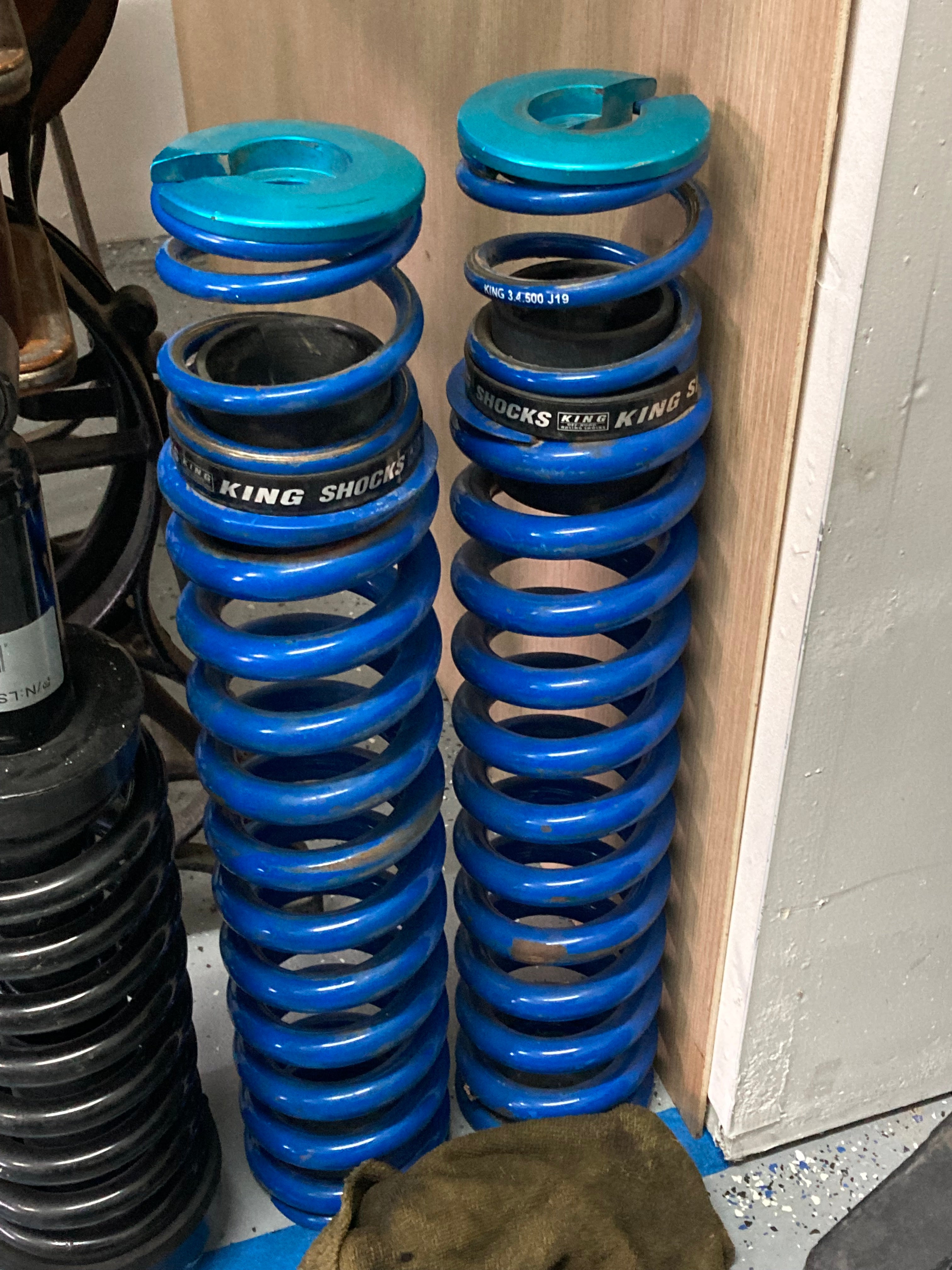 King Flat Bottom Spring Plates